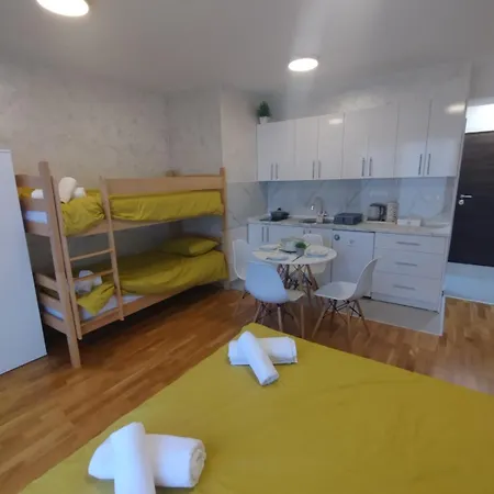 Teo Apartment *
